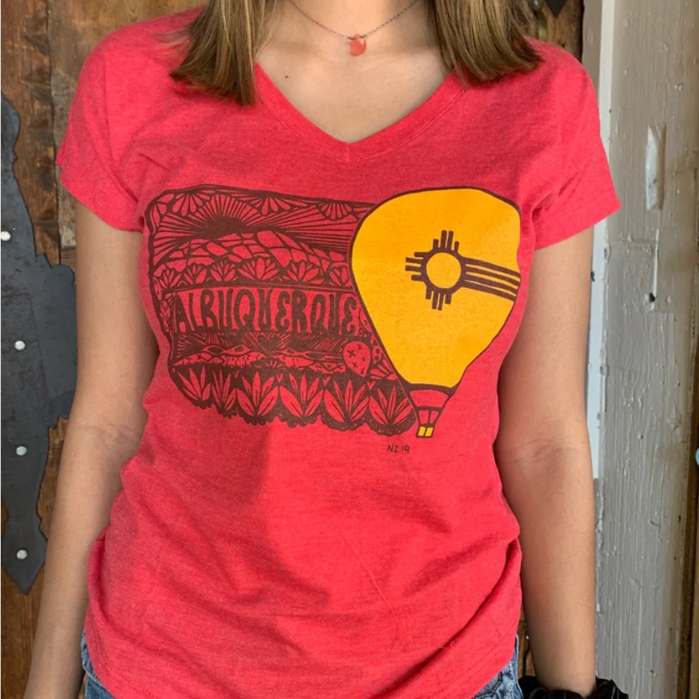 Albuquerque New Mexico Red Women’s V-Neck Top